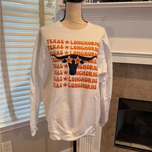 ADORABLE Gildan University of Texas Longhorns sweatshirt